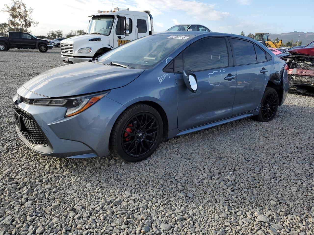 2022 TOYOTA COROLLA