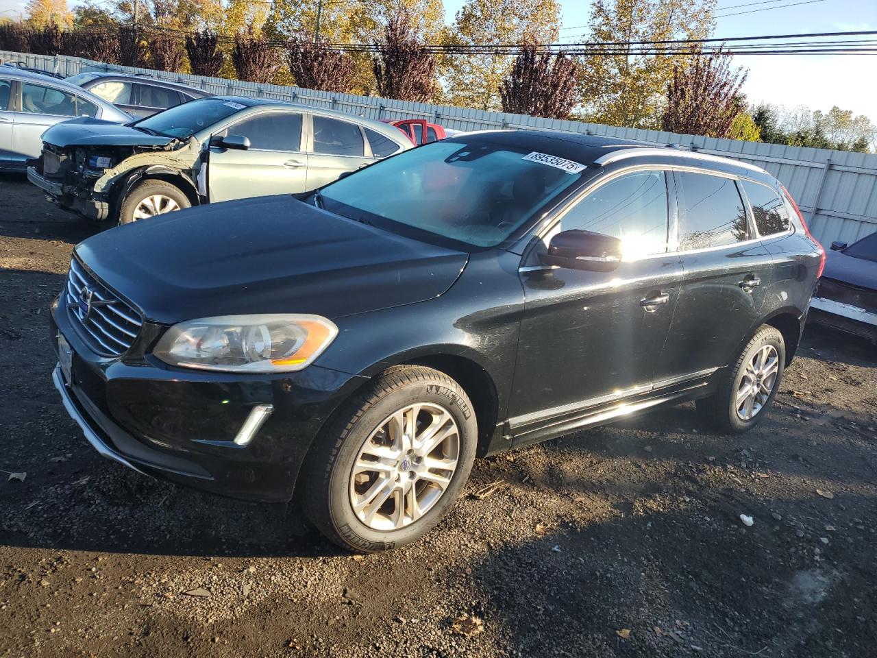 2015 VOLVO XC60
