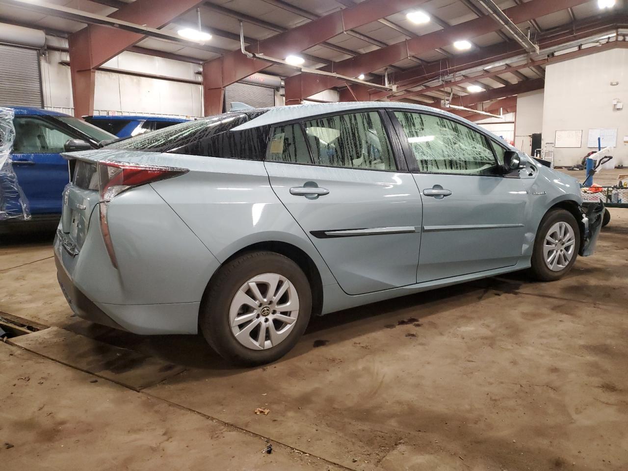 2016 TOYOTA PRIUS