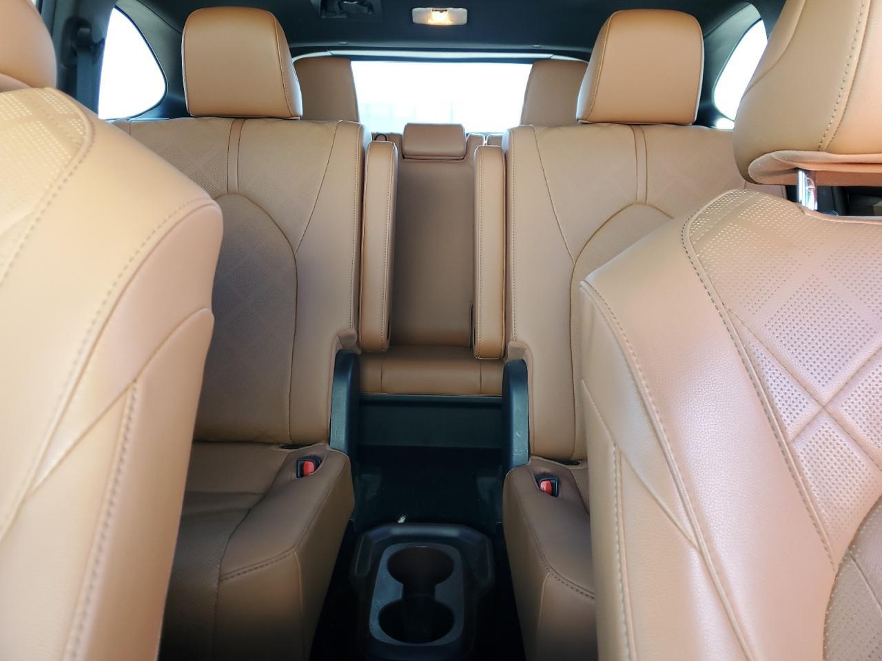 2020 TOYOTA HIGHLANDER