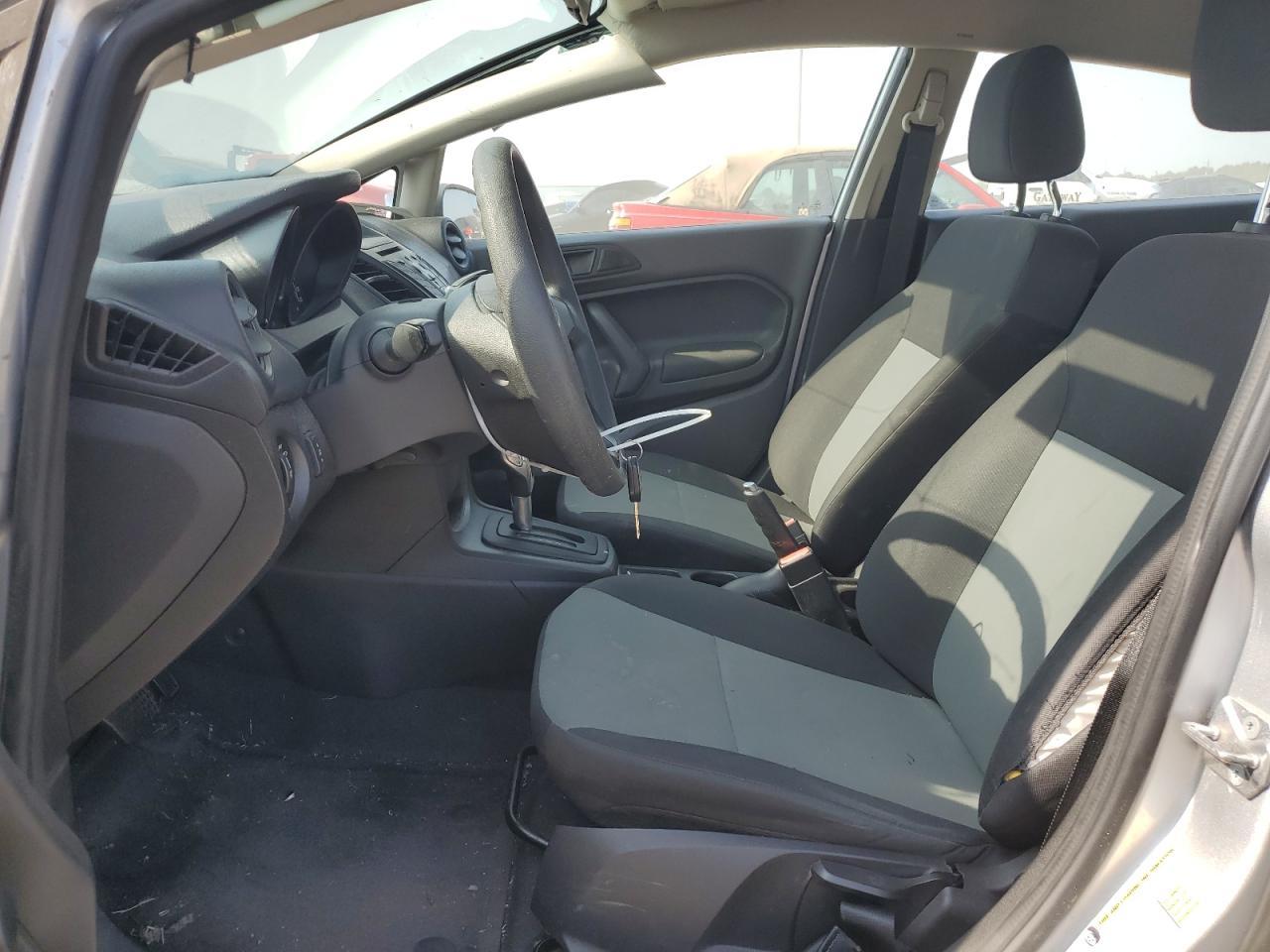 2017 FORD Fiesta