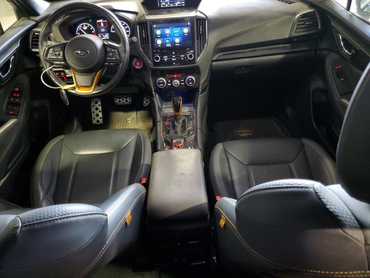2022 SUBARU FORESTER