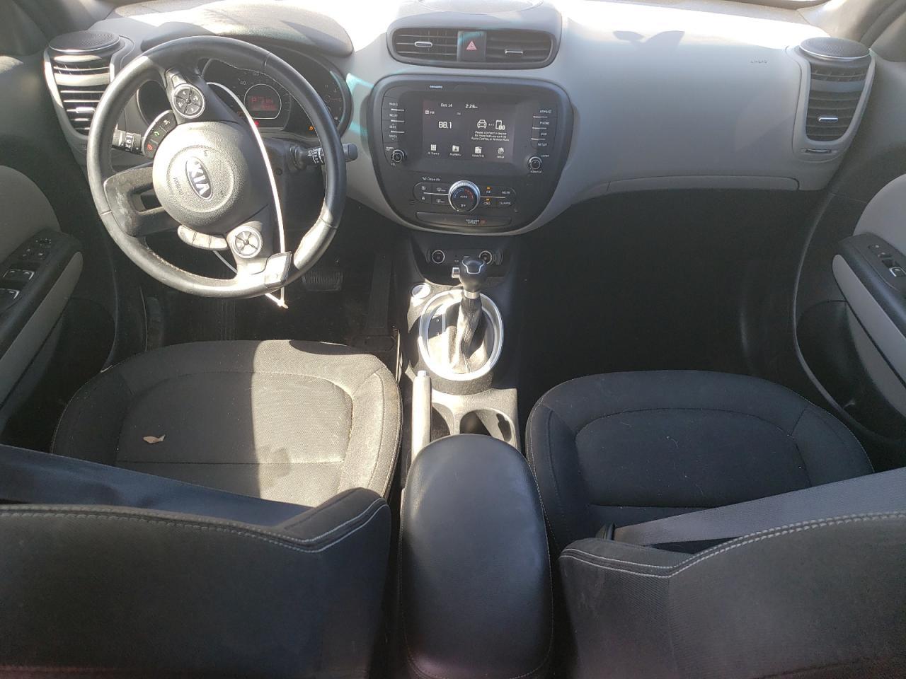 2017 KIA SOUL