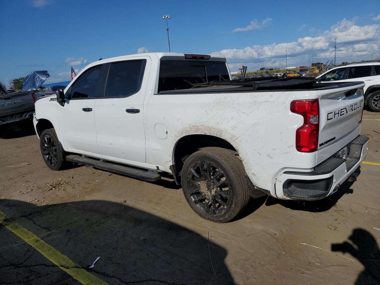 2024 CHEVROLET Silverado