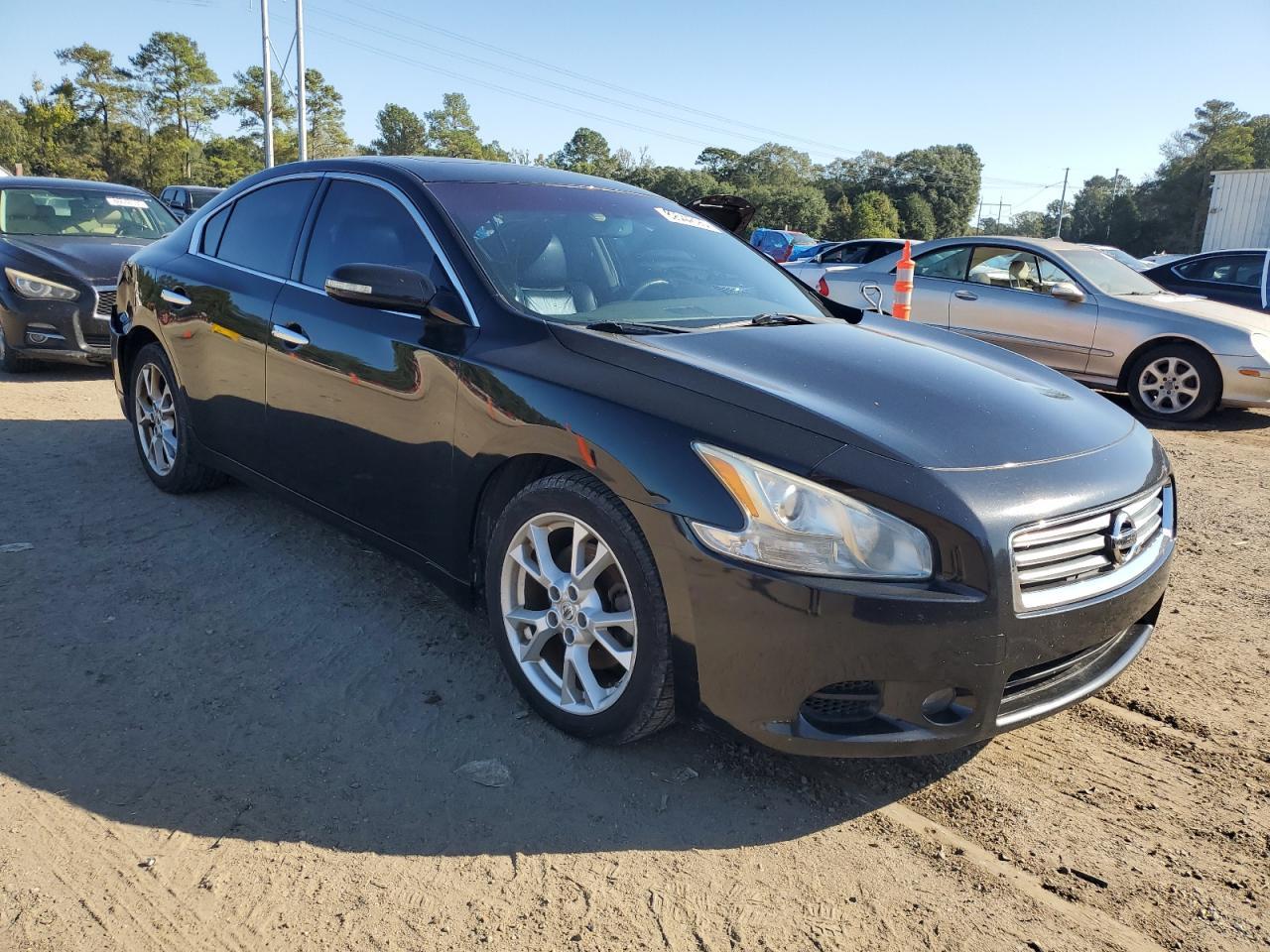 2014 NISSAN Maxima