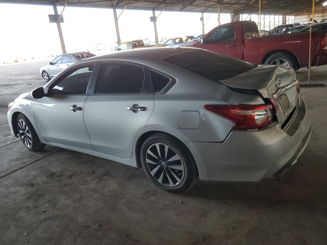 2017 NISSAN ALTIMA