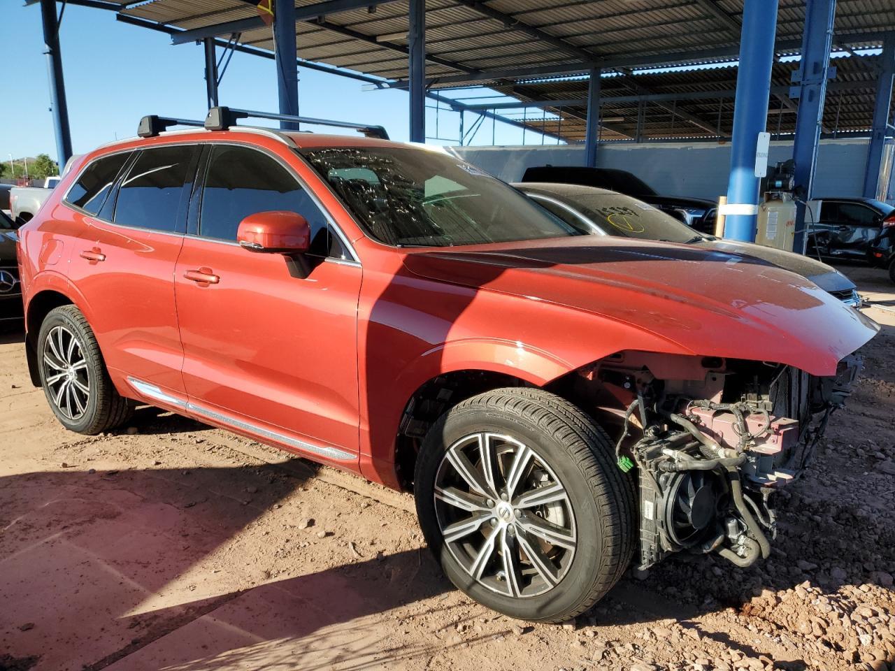 2020 VOLVO XC60