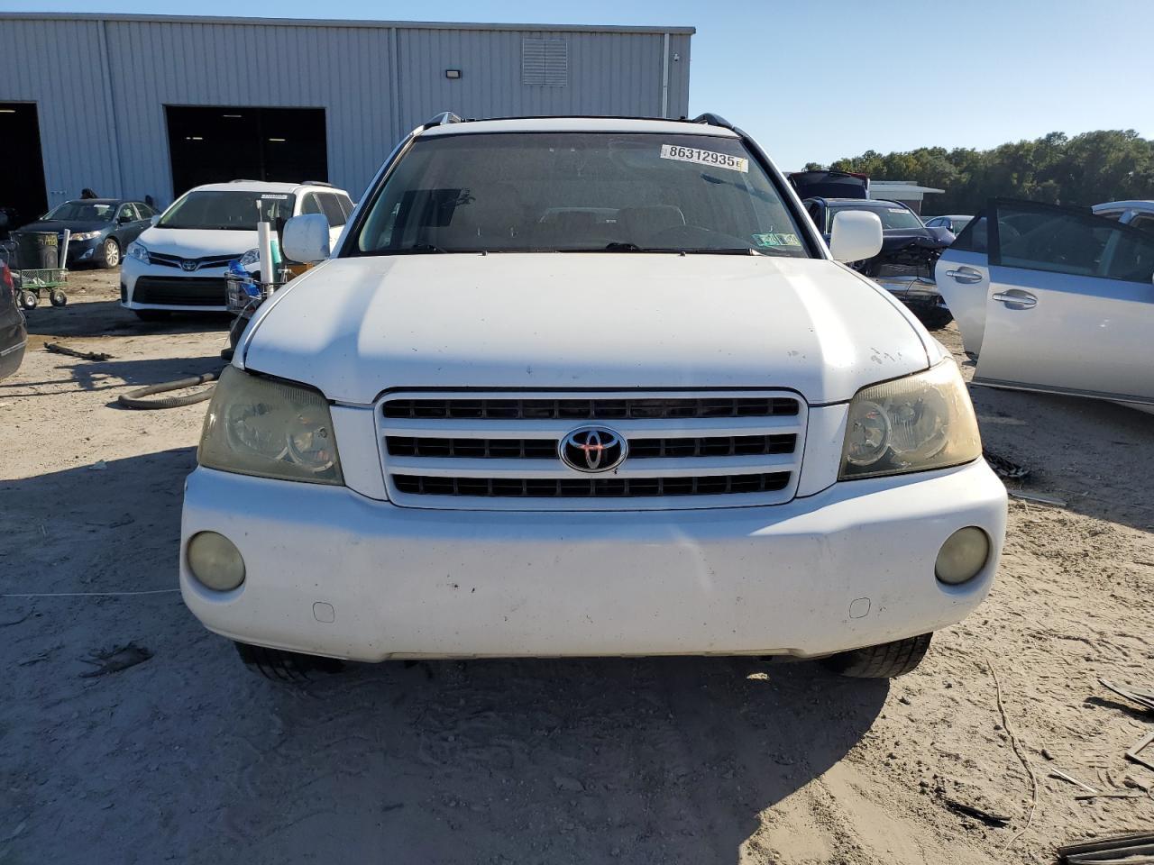 2003 TOYOTA HIGHLANDER