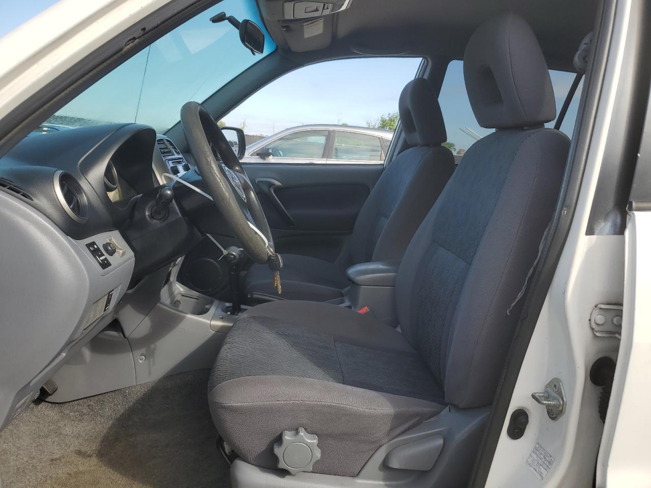 2002 TOYOTA RAV4
