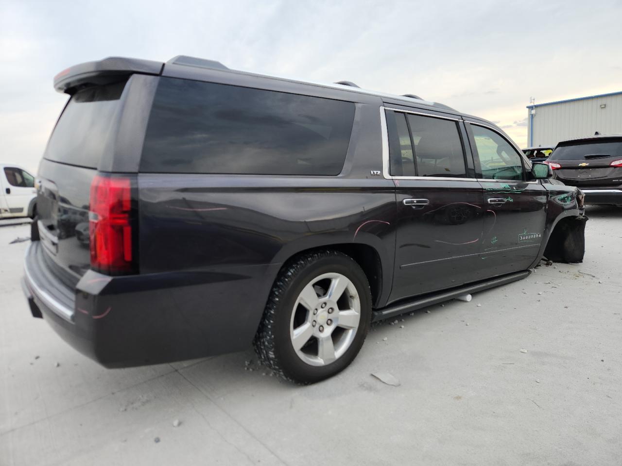 2015 CHEVROLET Suburban