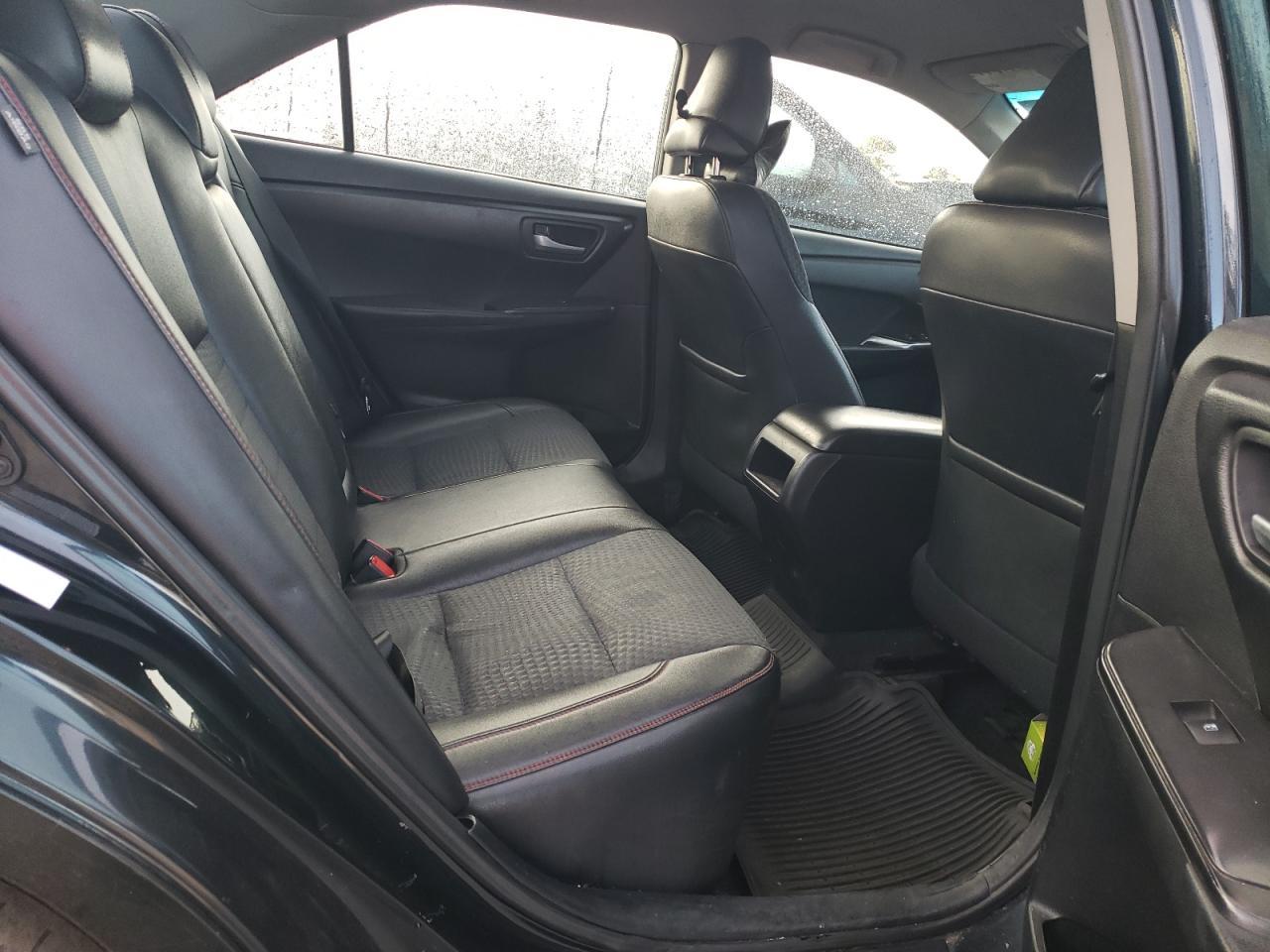2015 TOYOTA CAMRY