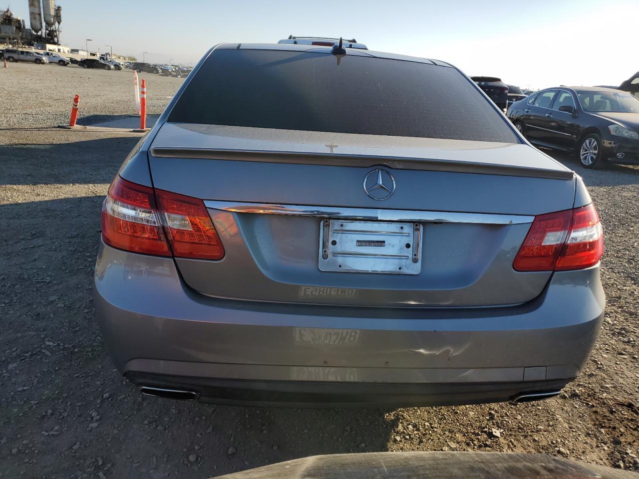 2011 MERCEDES-BENZ E-Class