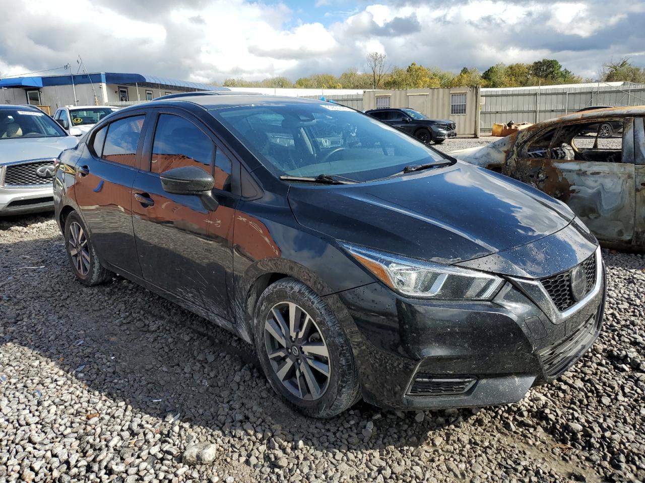 2020 NISSAN VERSA