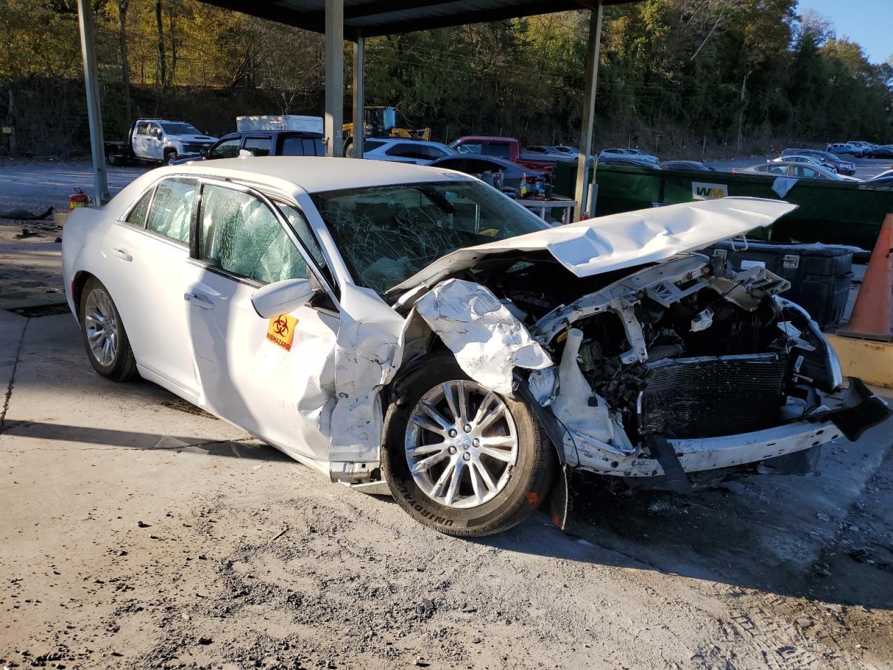 2018 CHRYSLER 300