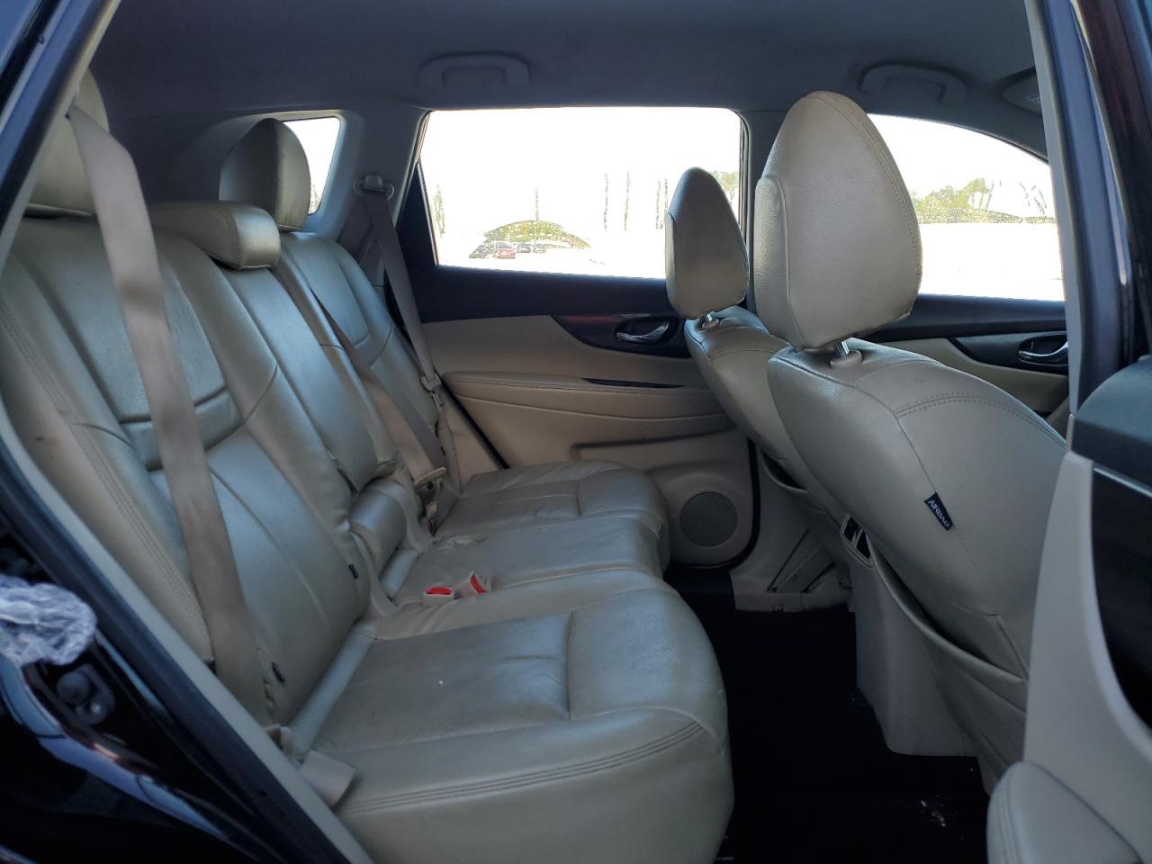 2017 NISSAN ROGUE