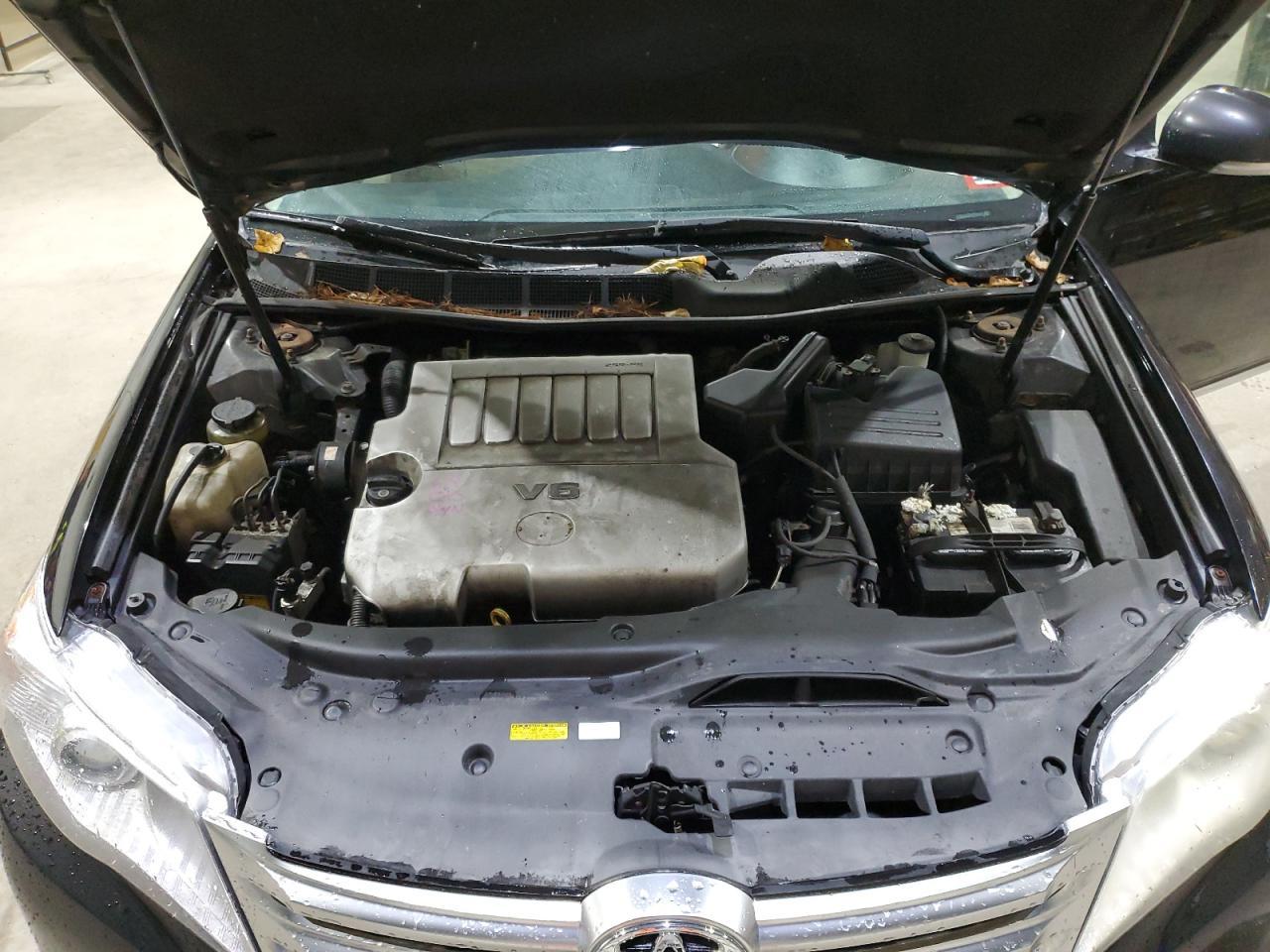2011 TOYOTA Avalon