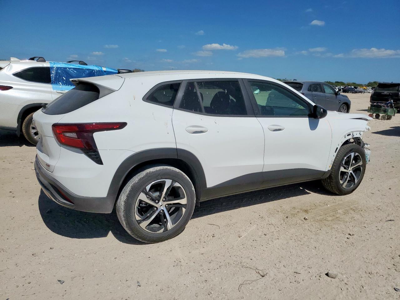 2025 CHEVROLET TRAX