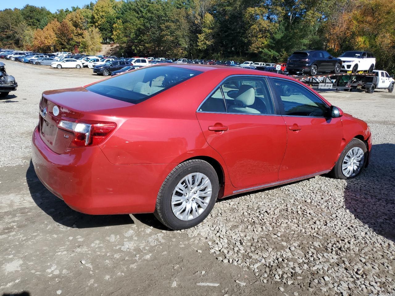 2014 TOYOTA CAMRY