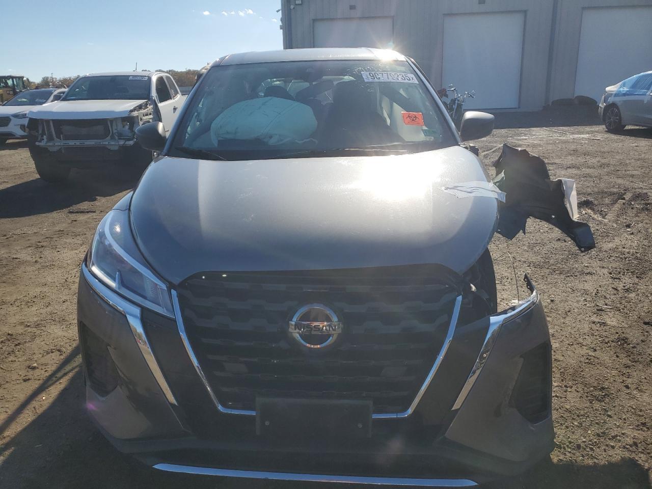 2021 NISSAN KICKS