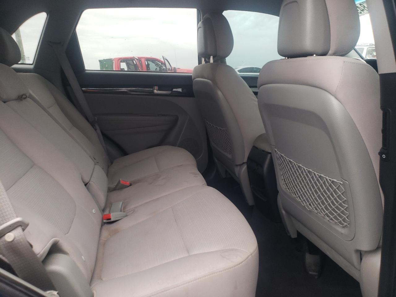 2014 KIA SORENTO