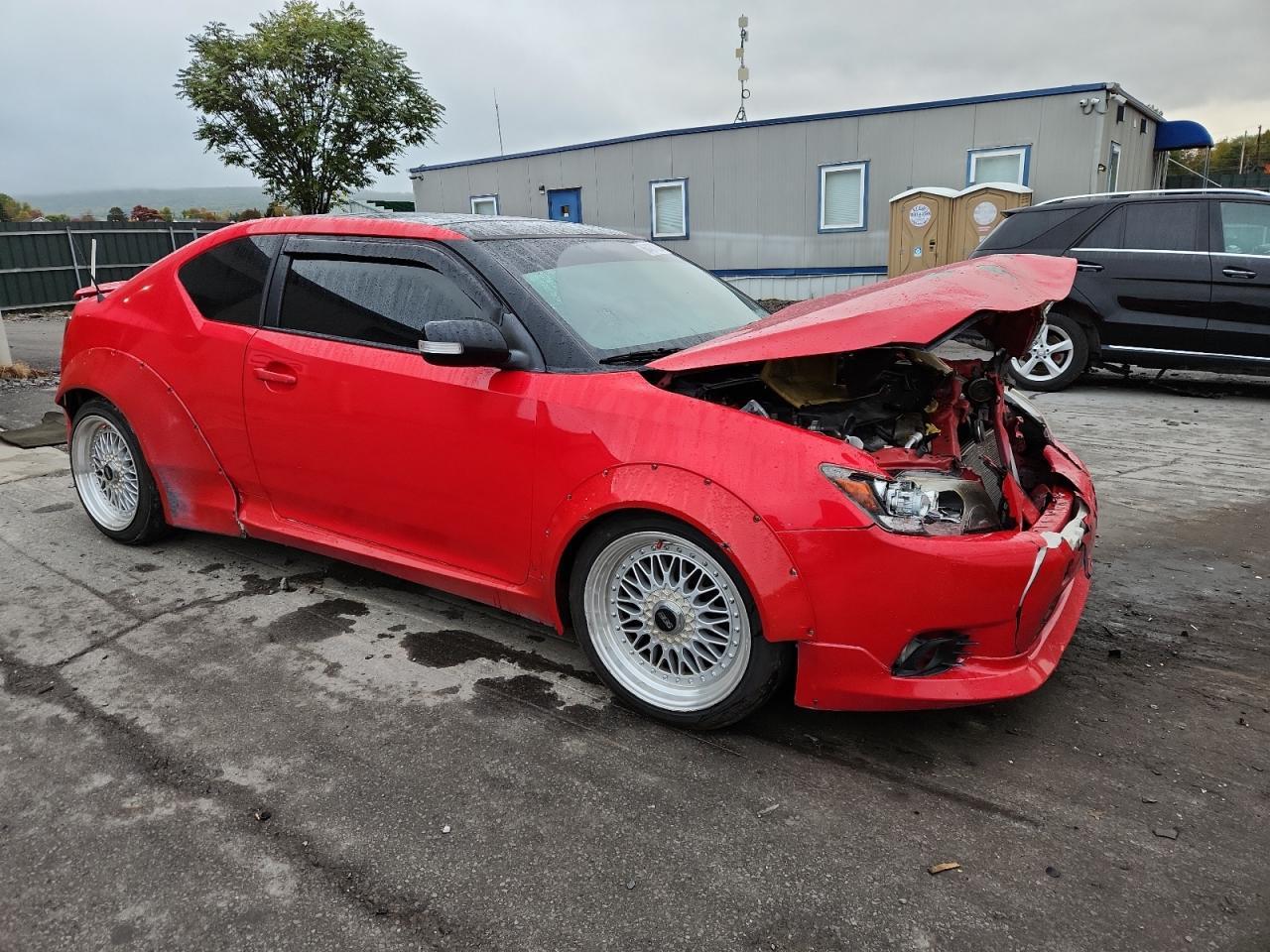 2013 TOYOTA SCION