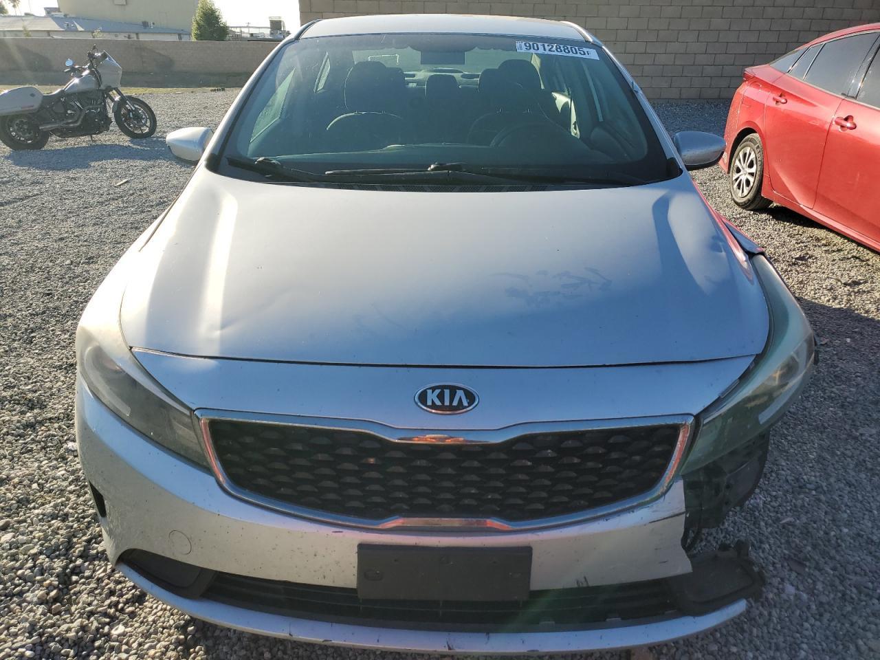 2017 KIA FORTE
