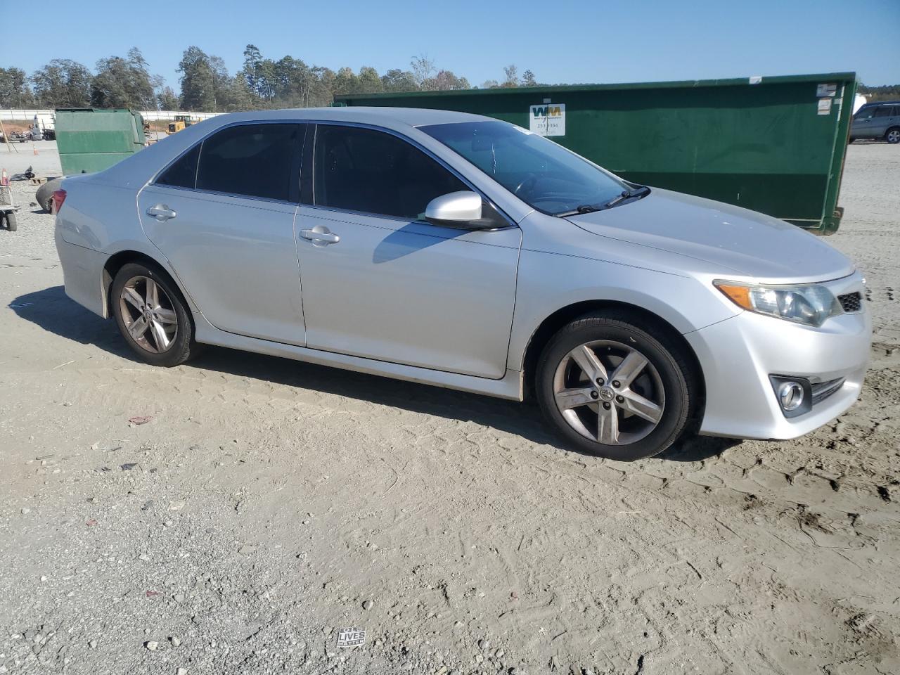 2014 TOYOTA CAMRY