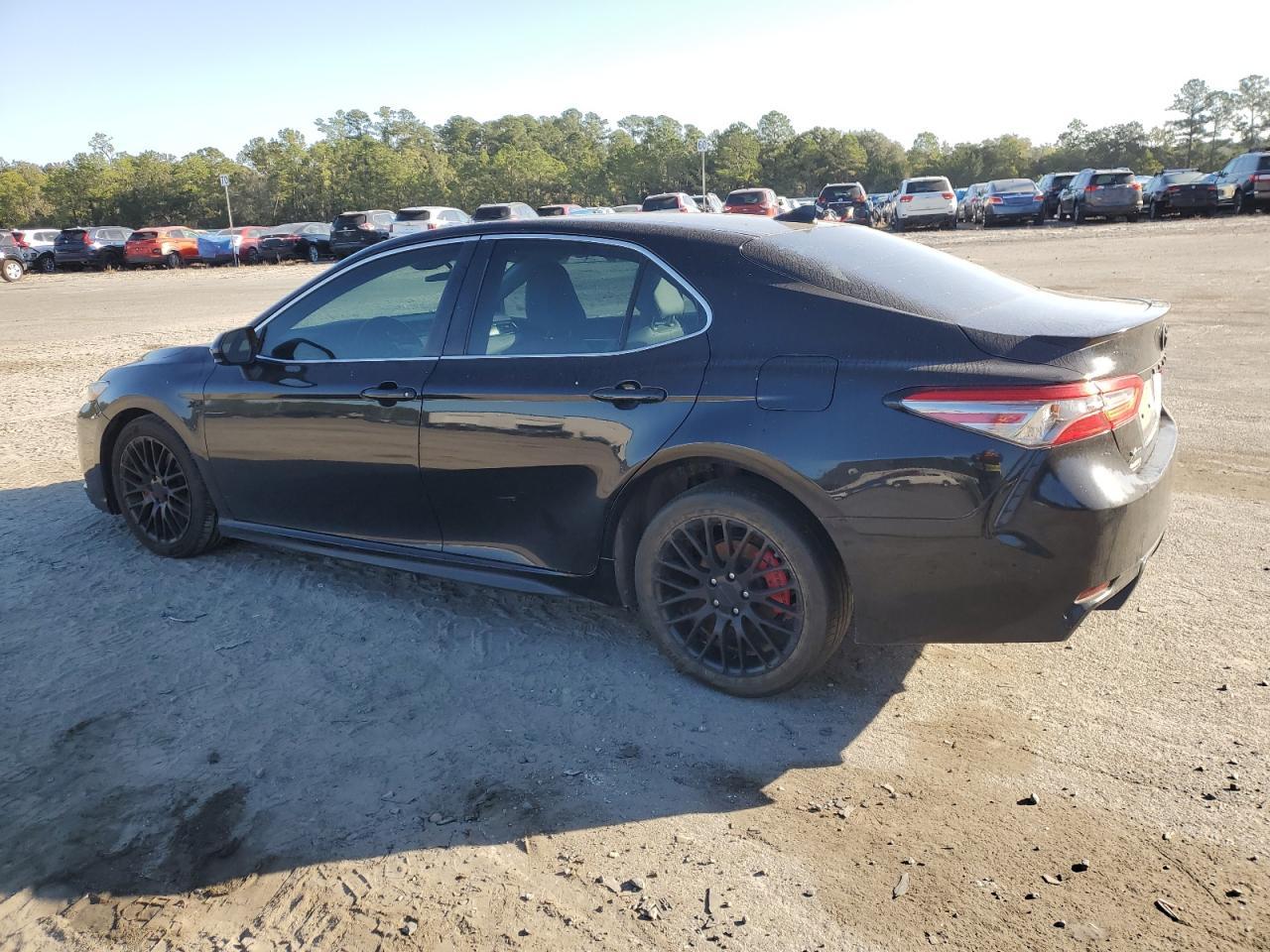 2019 TOYOTA CAMRY