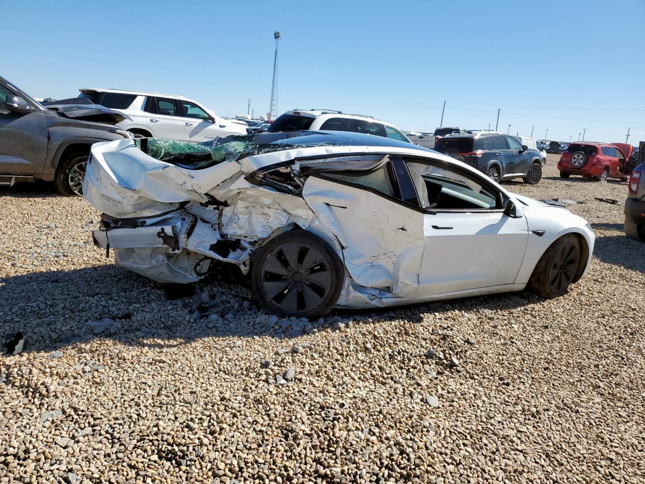 2025 TESLA MODEL 3