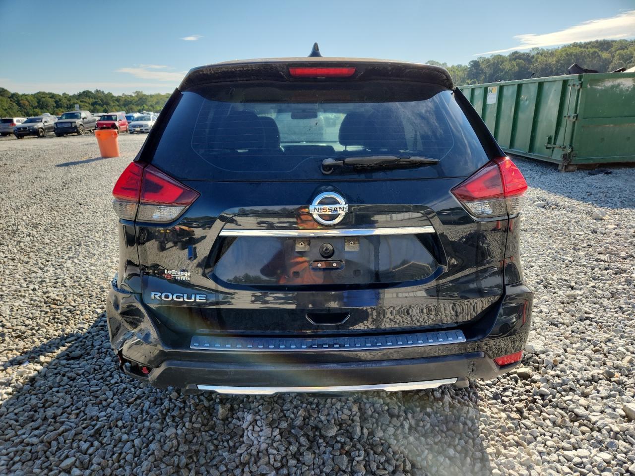 2017 NISSAN ROGUE
