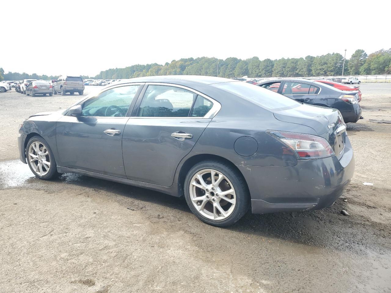 2013 NISSAN Maxima