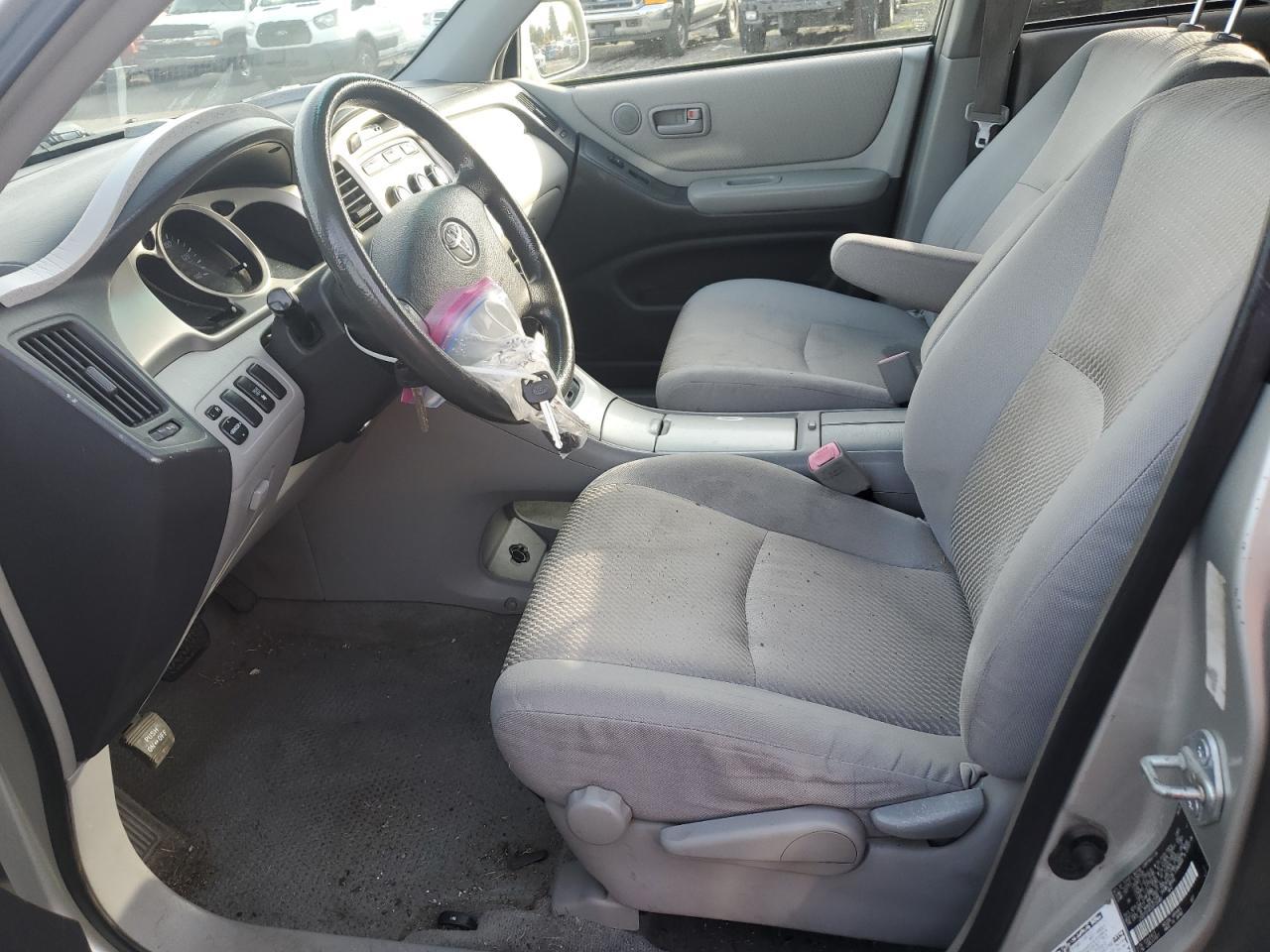 2005 TOYOTA HIGHLANDER