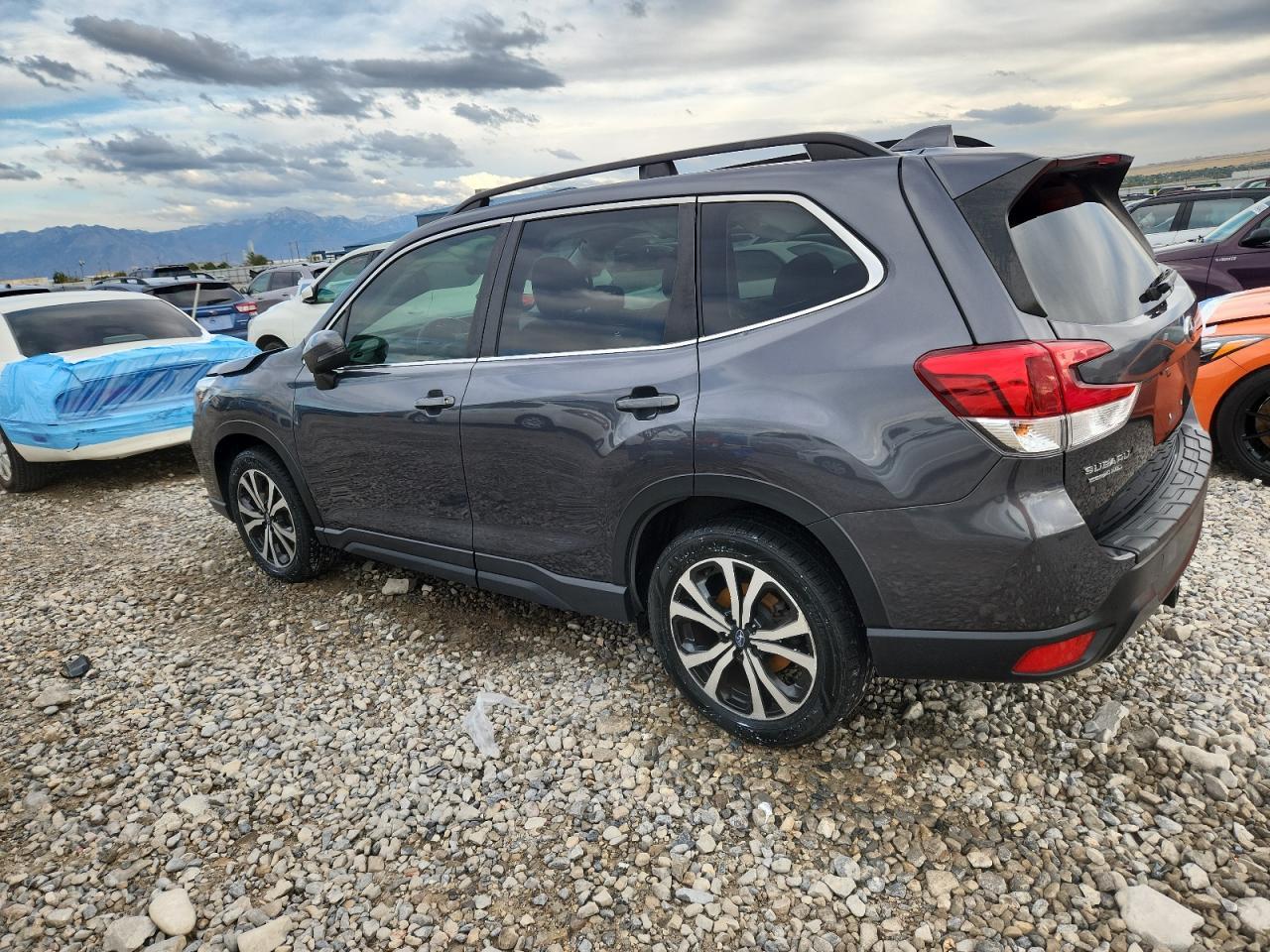 2020 SUBARU FORESTER