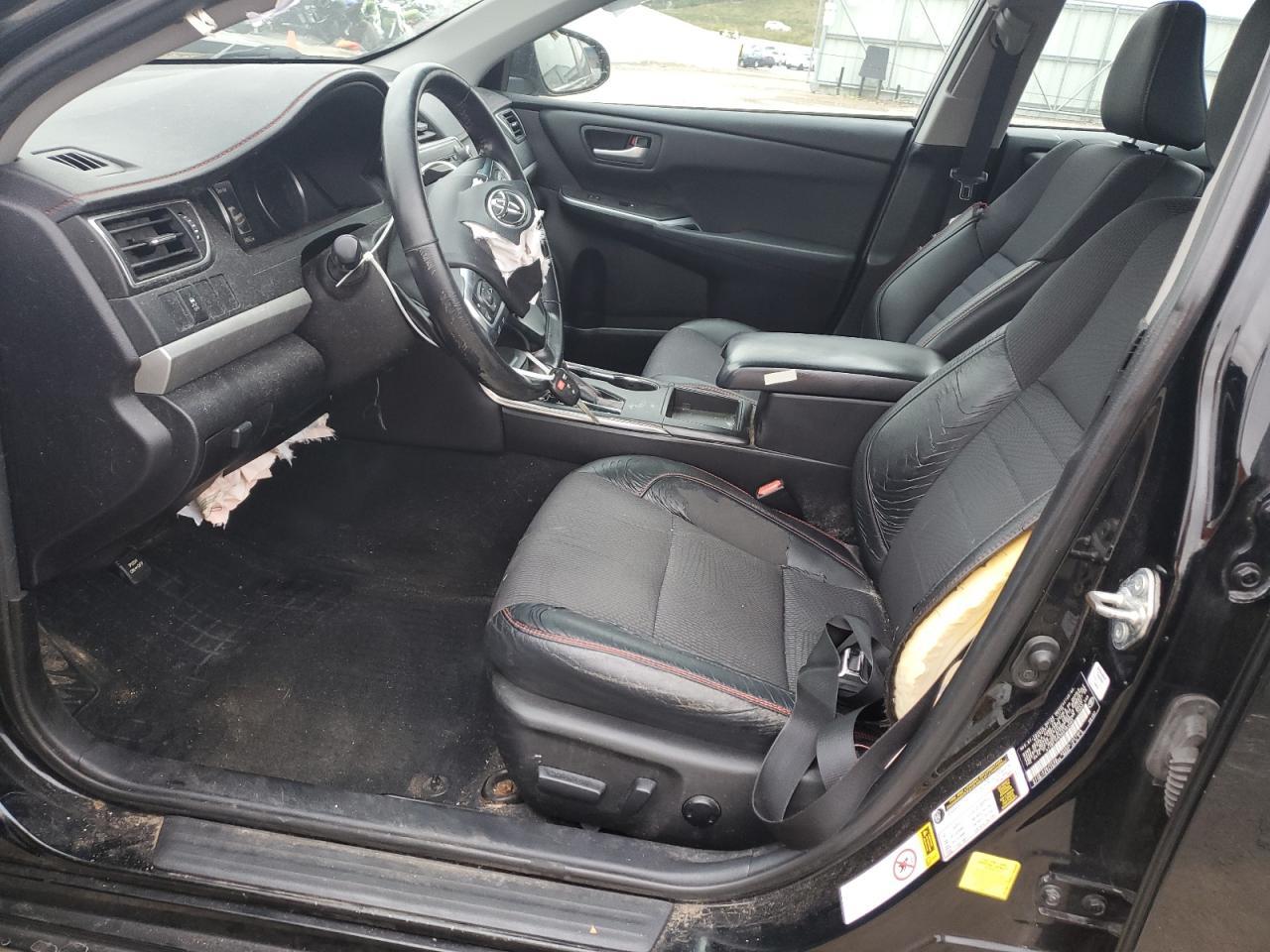 2016 TOYOTA CAMRY