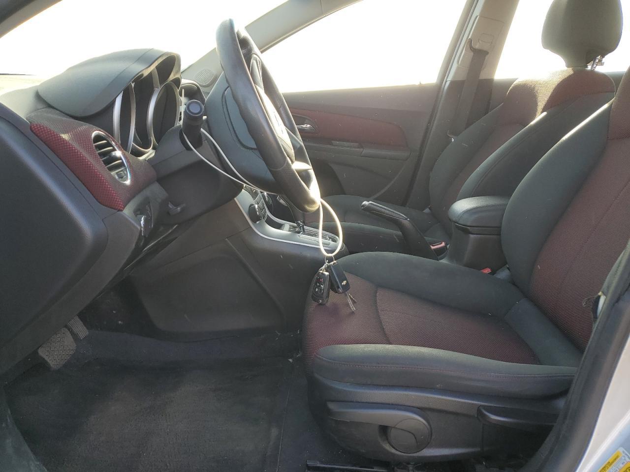 2011 CHEVROLET CRUZE