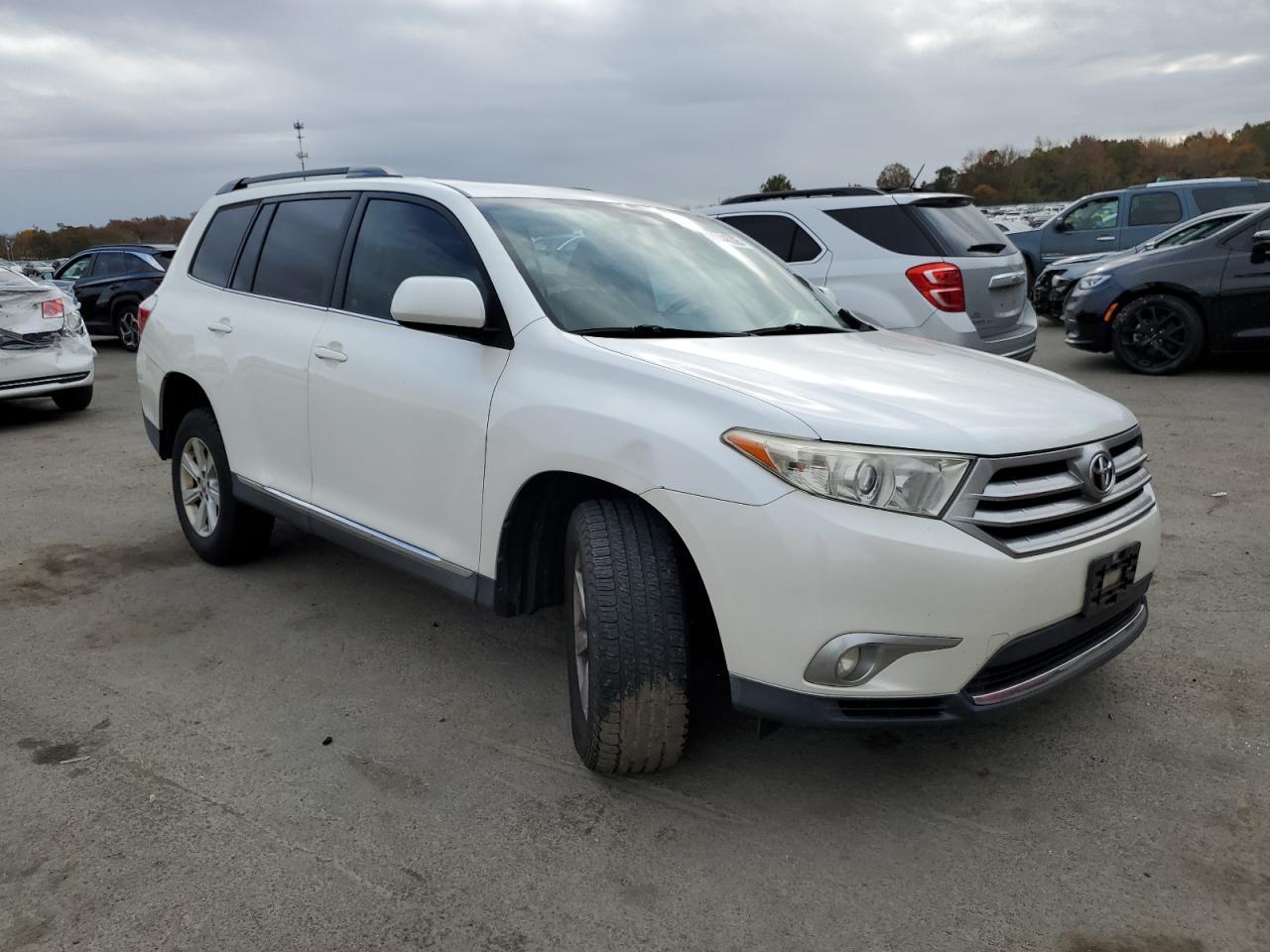 2013 TOYOTA HIGHLANDER