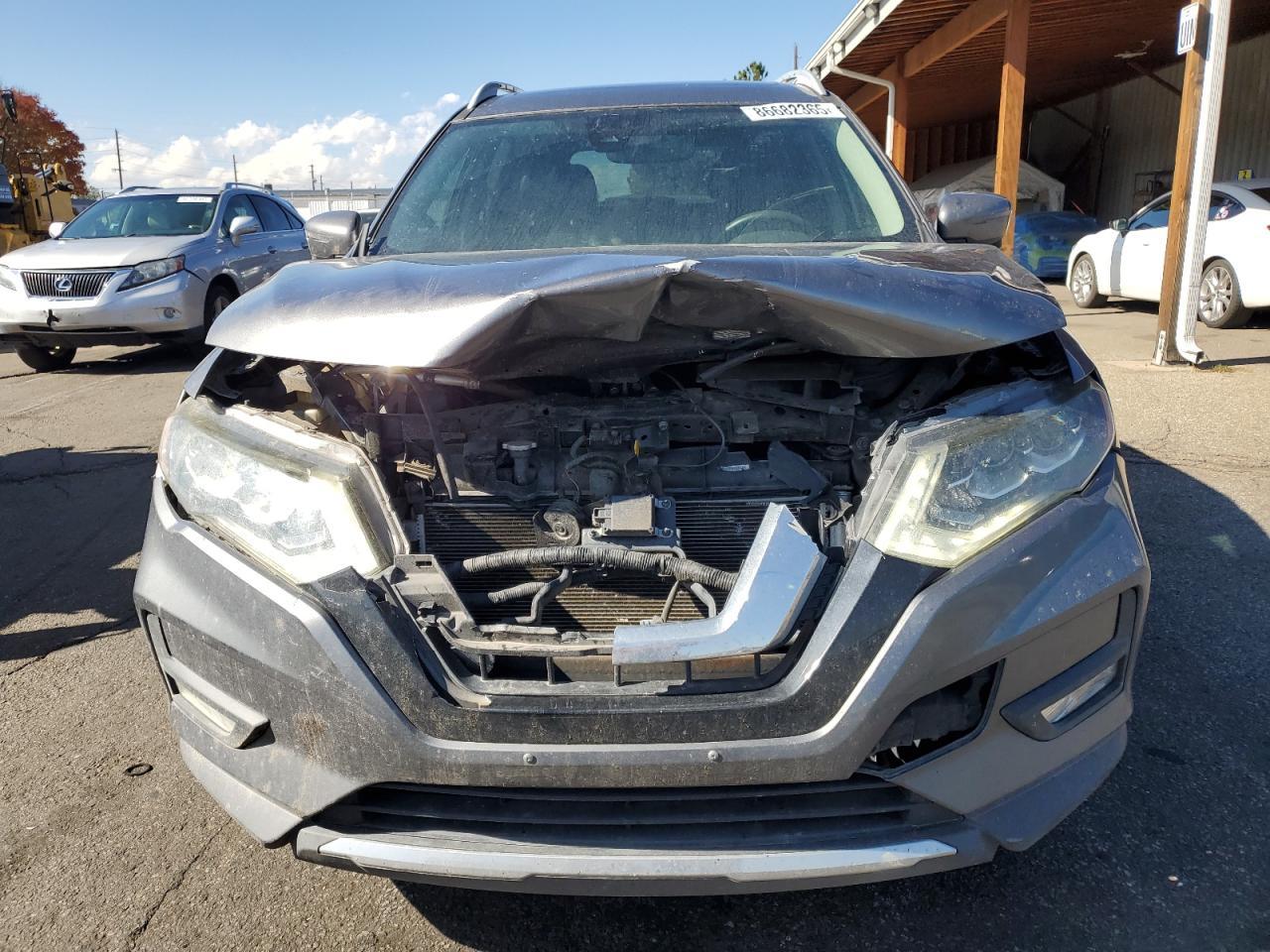 2017 NISSAN ROGUE