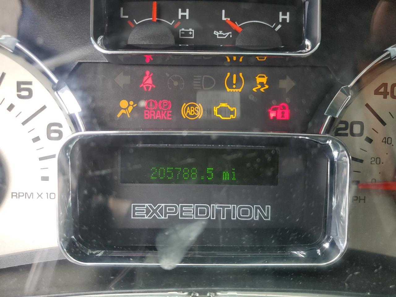 2010 FORD Expedition
