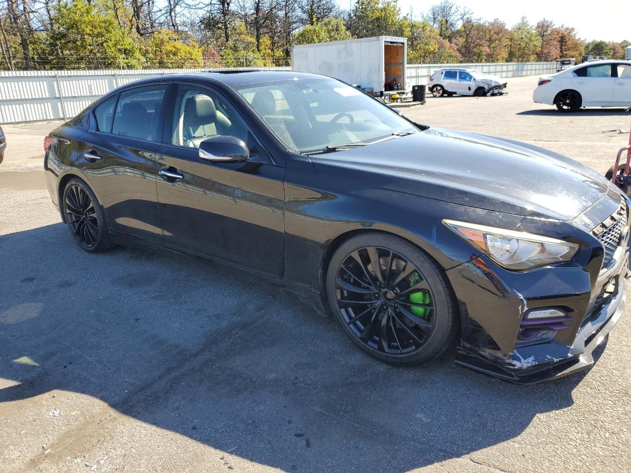 2016 INFINITI Q50
