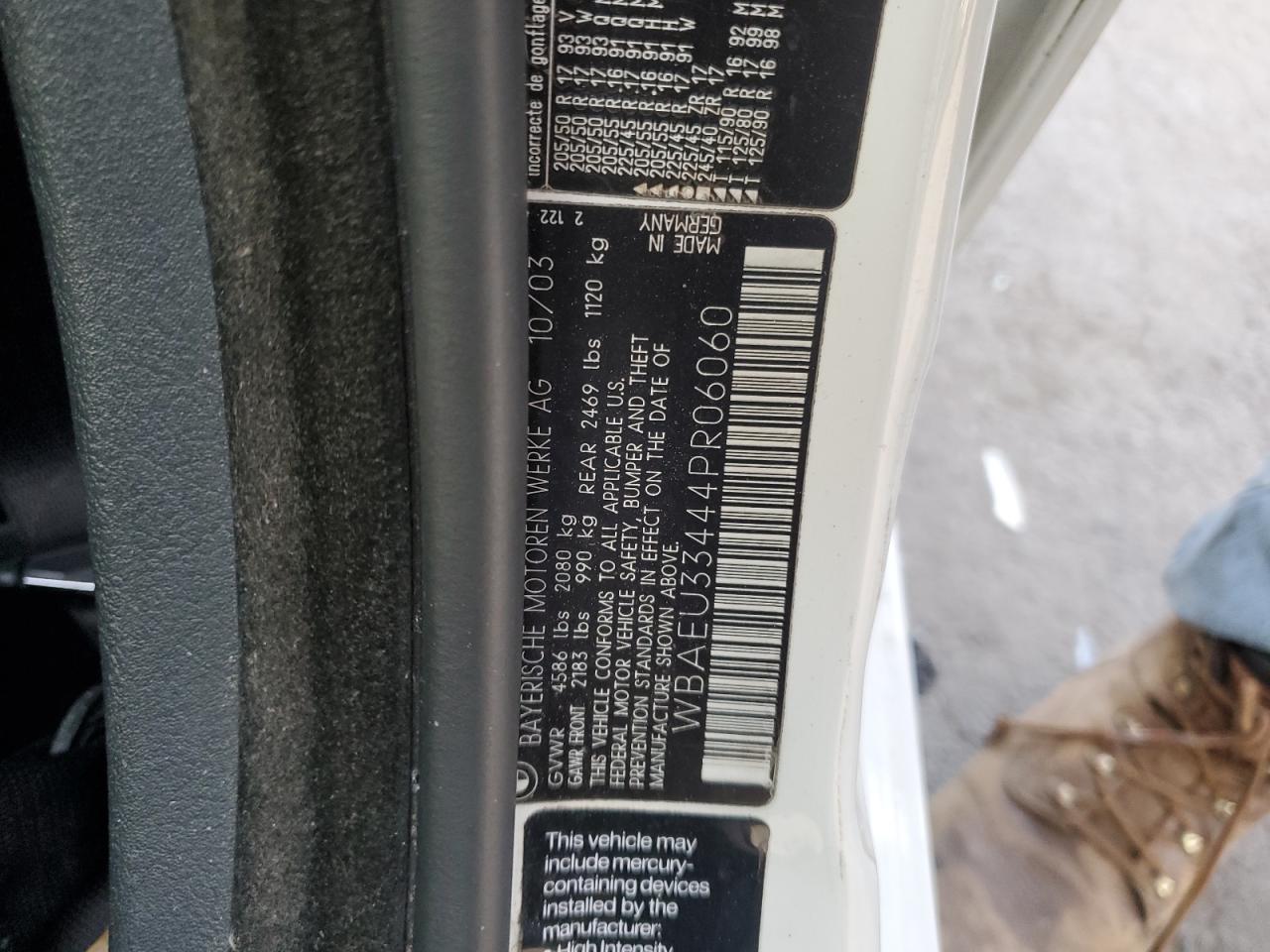 2004 BMW 3 SERIES