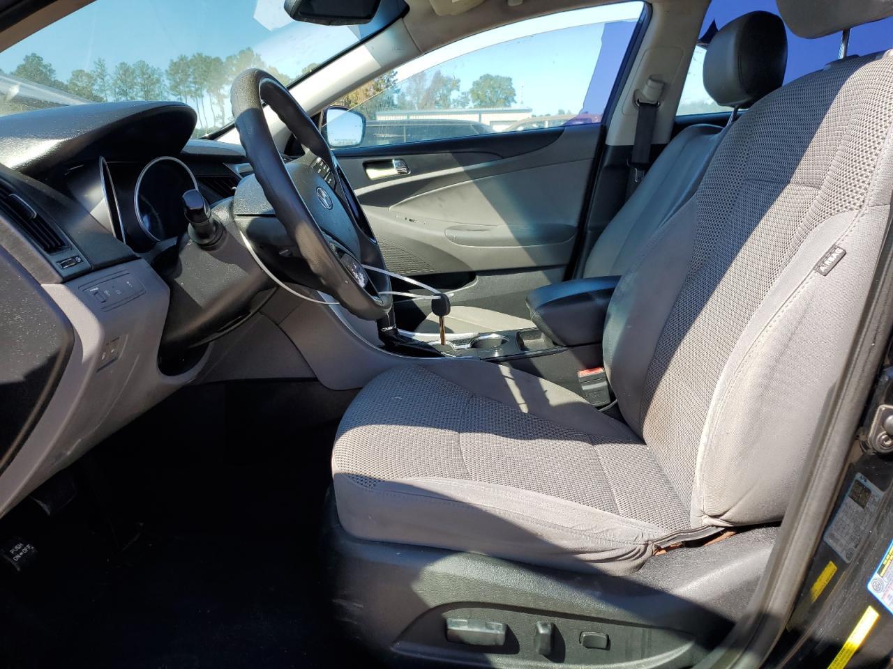 2012 HYUNDAI SONATA