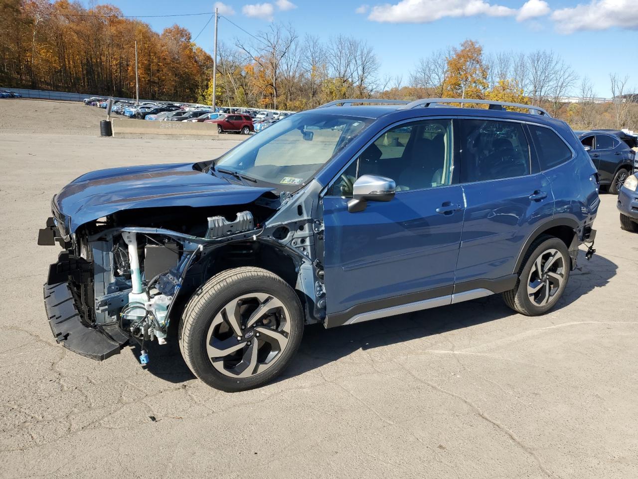 2023 SUBARU FORESTER