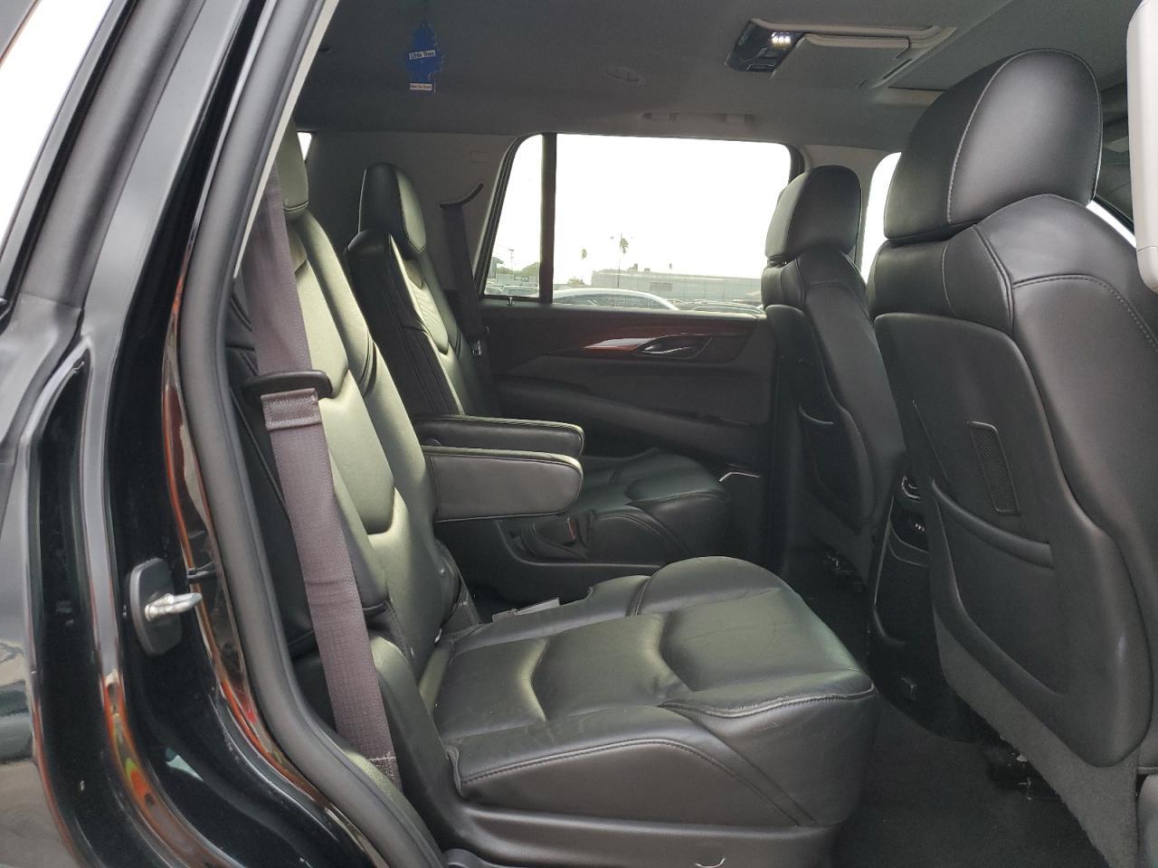 2015 CADILLAC ESCALADE