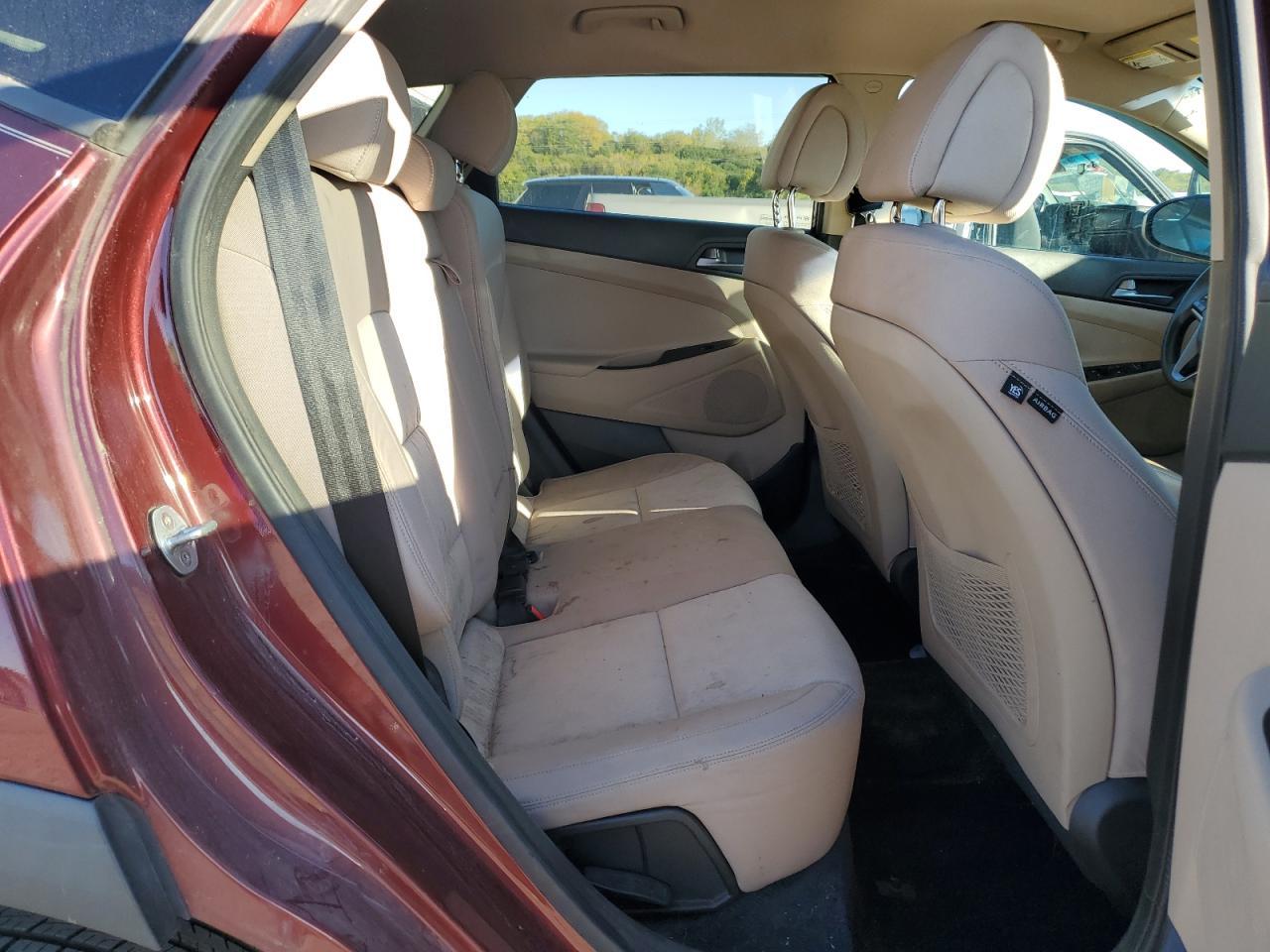 2016 HYUNDAI TUCSON