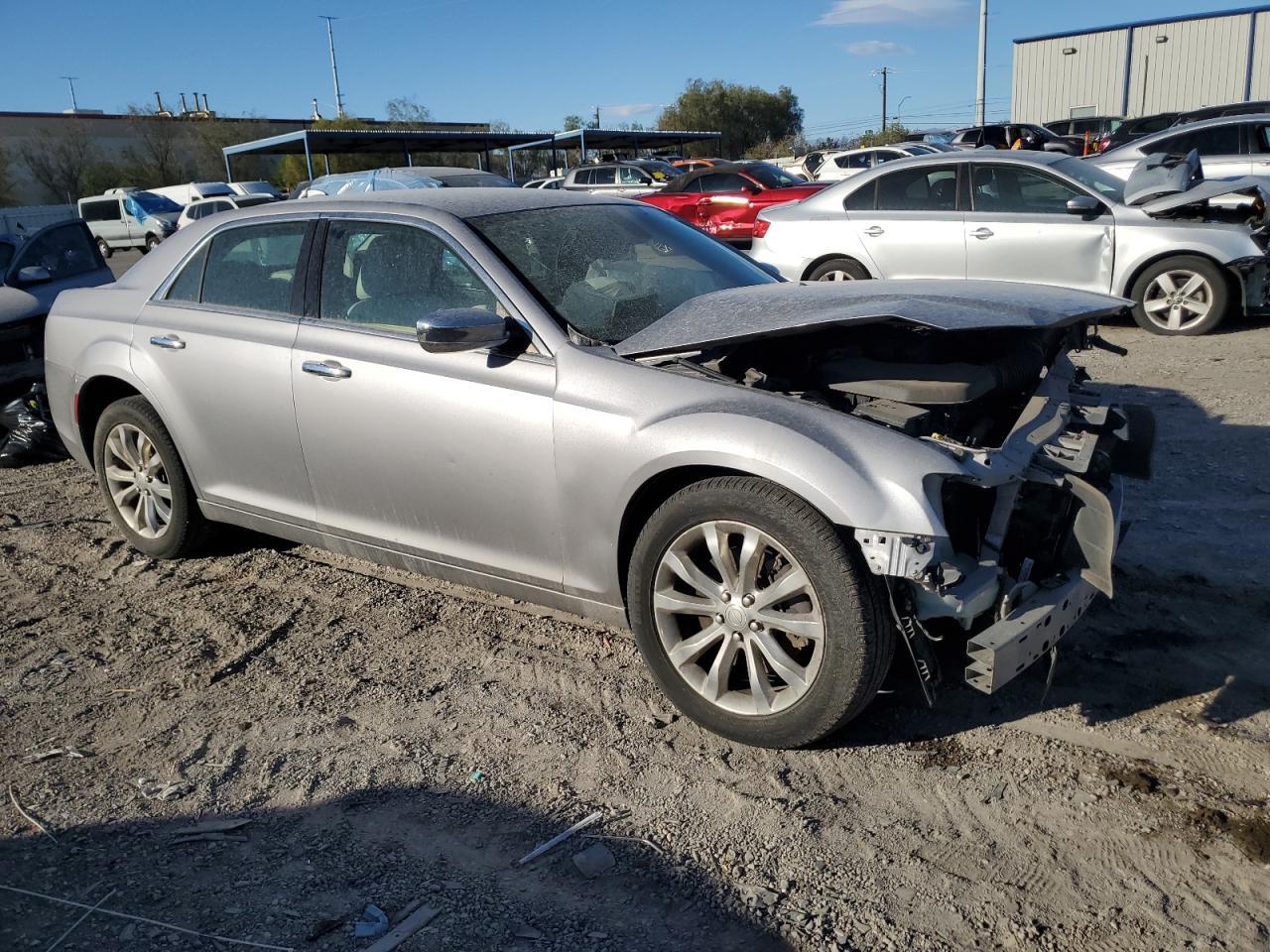 2018 CHRYSLER 300
