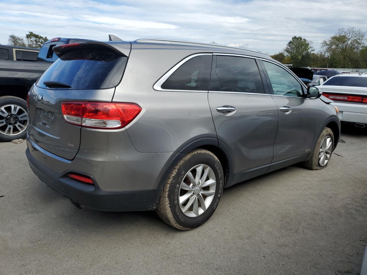 2017 KIA SORENTO