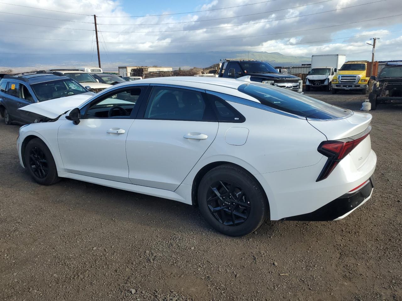 2025 KIA K5