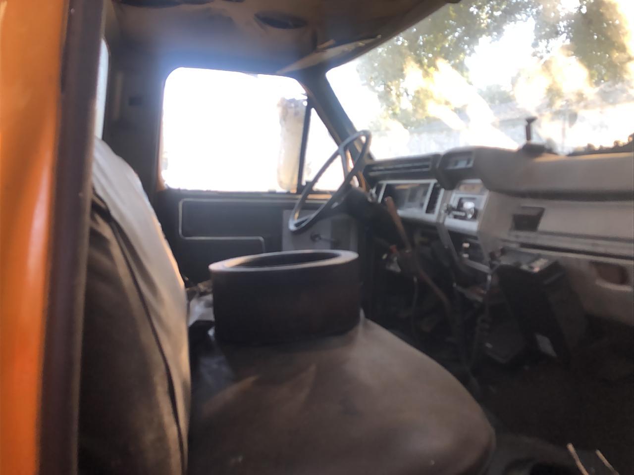 1986 FORD F600