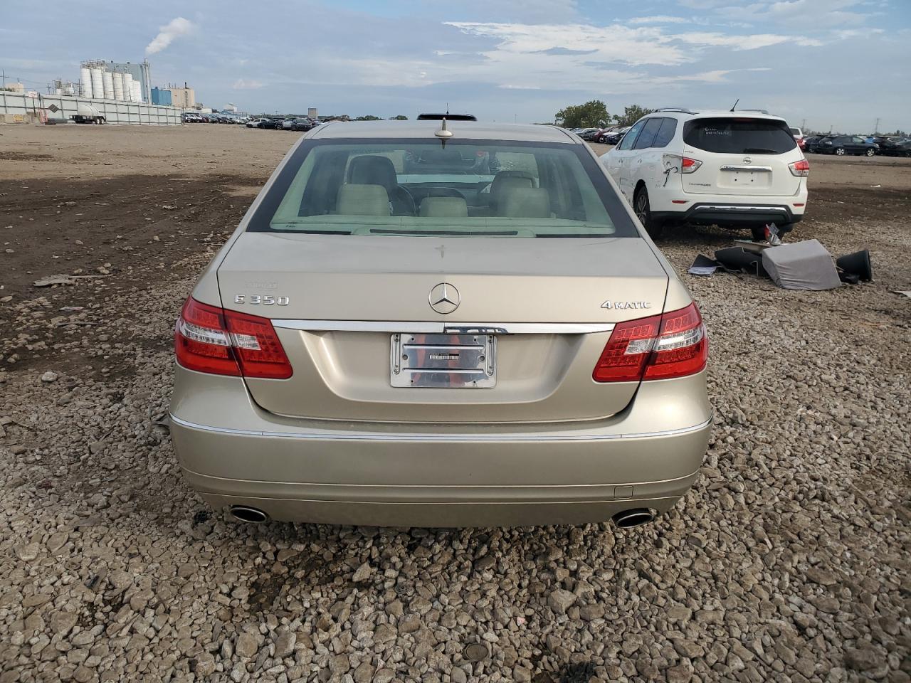 2013 MERCEDES-BENZ E-Class
