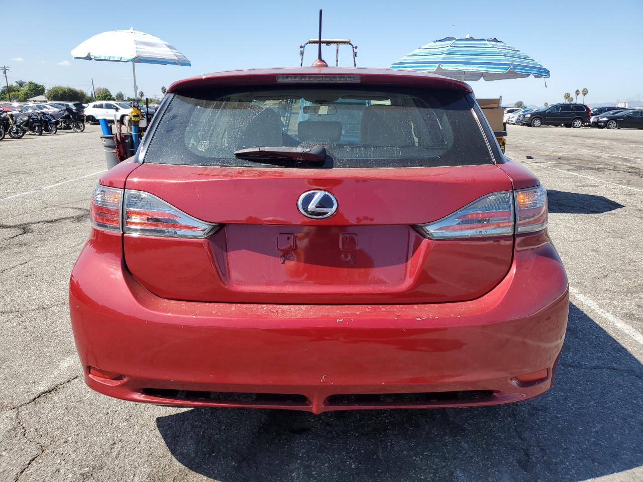 2011 LEXUS CT 200